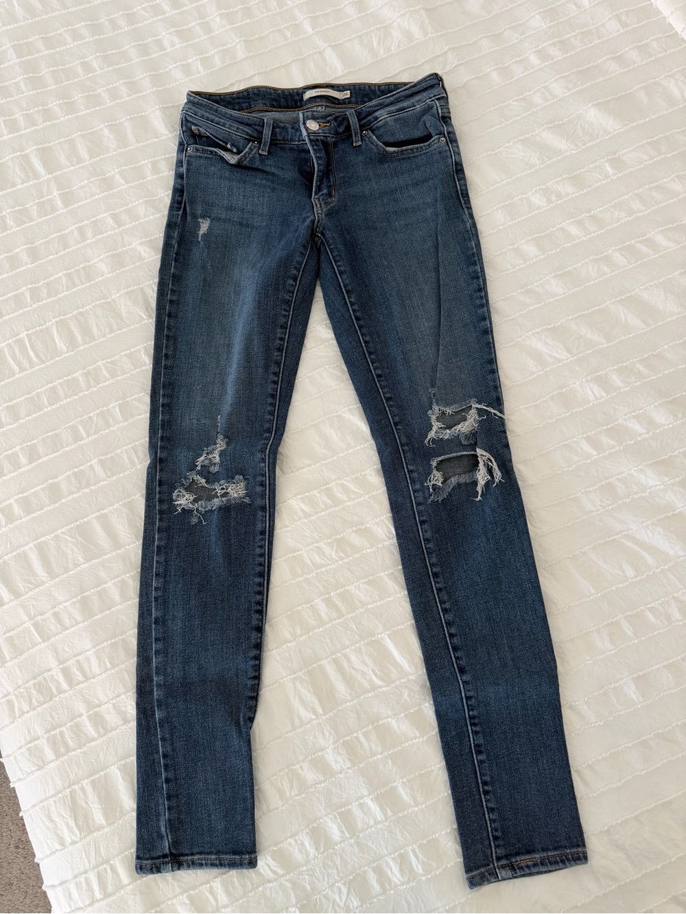 Levi’s 711 Skinny Dark Blue Distressed Women's Skinny Jeans